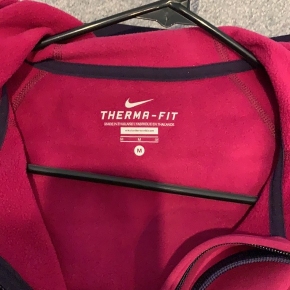 Nike Therma-Fit Zip Up Sweater - Picture 3 of 3